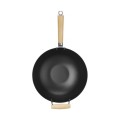 Wok avec manche en bois