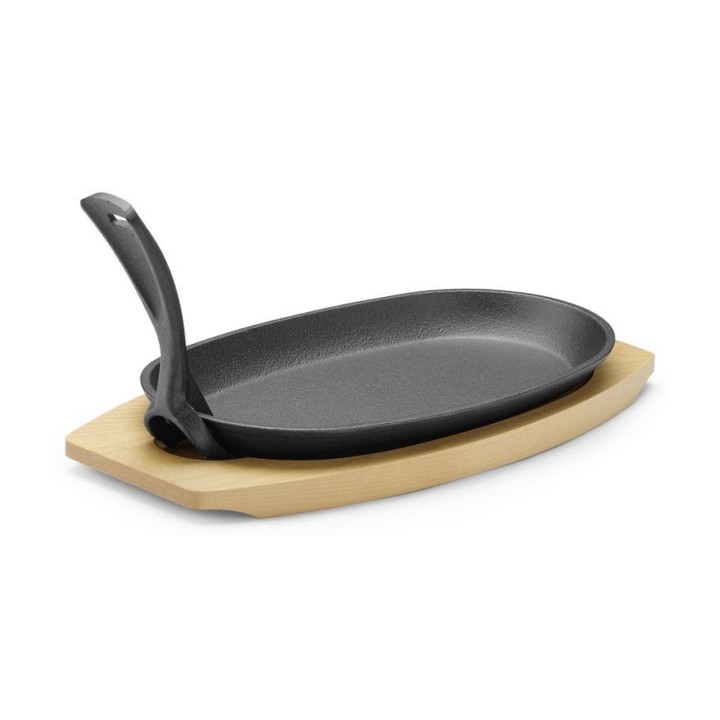 Plat en fonte avec dessous en bois et poignée avec pince