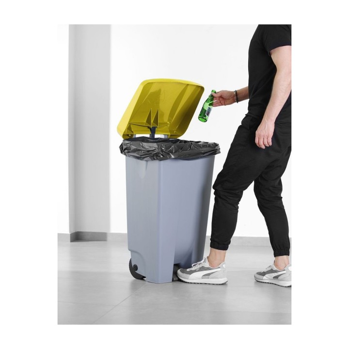 Couvercle pour collecteur à pédale