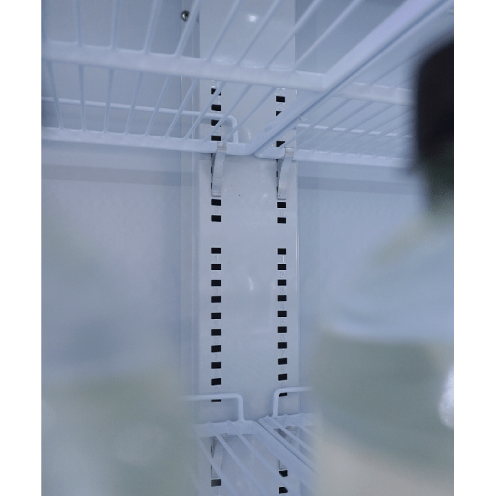 FRIGO MURAL AVEC PORTES VITREES BATTANTES, 1530 L