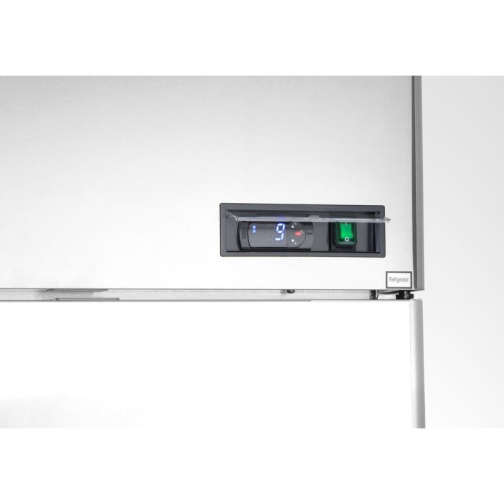 Congélateur une porte Profi Line 670 L