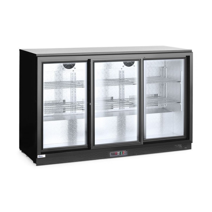 Arrière de bar avec trois portes coulissantes