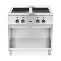 Cuisinière à induction avec 4 foyers