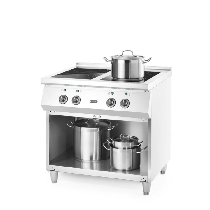 Cuisinière à induction avec 4 foyers