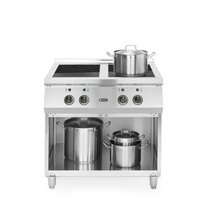 Cuisinière à induction avec 4 foyers