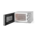 Four à micro-ondes avec grill