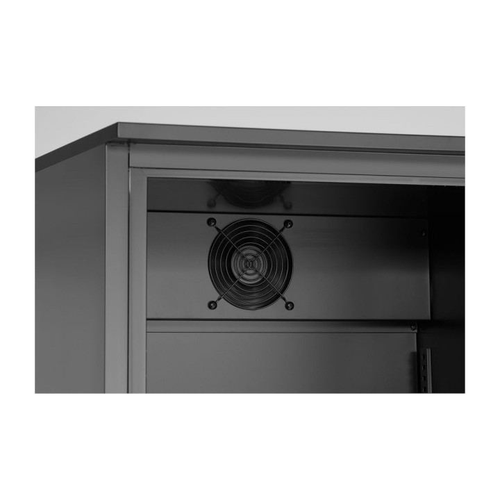 Arrière de bar simple porte