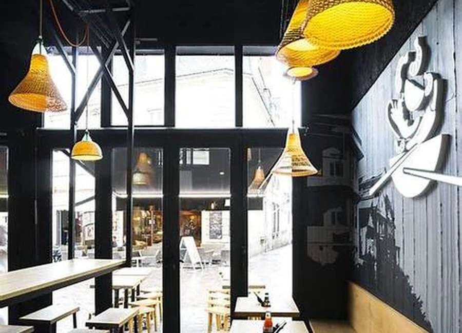Intérieur d'un restaurant Pitaya