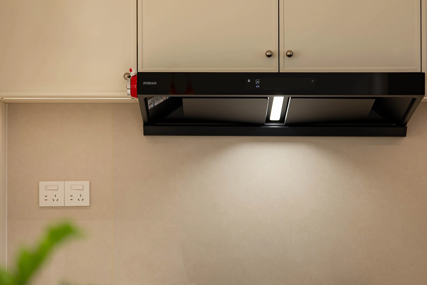 Hotte et extraction pour cuisine mobile professionnelle